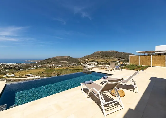 Eneos #2 Pool & Sea View, וילה *