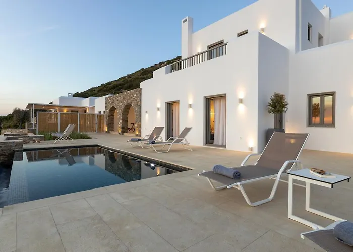 וילה Eneos #2 Pool & Sea View, *