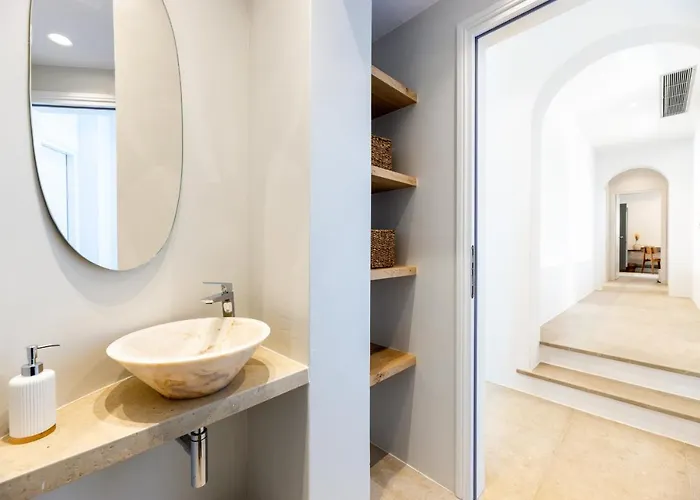 Eneos #2 Pool & Sea View, * פארוס